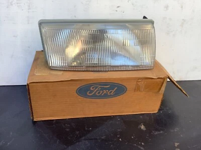 Nuevo de Lote Antiguo 1991 1996 Ford F1ky-13007-A Mercury Tracer Faro Bombilla R/H Foto 1 de 4