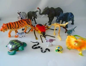 Farm Sea Life Safari Animals Various Sizes Mixed LOT of 14 Pieces Plastic - Picture 1 of 9