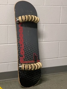 36" Grey and red flowboard skateboard - Picture 1 of 4