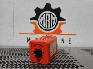 Eagle Signal 80Q2A609 Time Delay Relay 120V 60Hz 25.6-256 Sec 8 Pin W/ Warranty - Picture 1 of 5