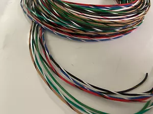 18 AWG TXL HOHE TEMP AUTOMOTIVE STROMKABEL 8 FARBEN GESTREIFT 25 FUSS EA 200' SET A - Bild 1 von 1