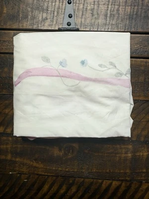 Pottery Barn Kids LoveShackFancy Bow Picture Perfect Crib Fitted Sheet NWOT - Image 1 of 3