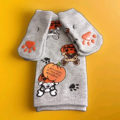 NUEVO CON ETIQUETAS Calcetines de Halloween a Juego para Mascotas y Dueños Tamaño Adulto Calabazas y Cachorros Gris  Foto 1 de 4