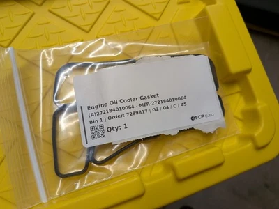 Genuine MERCEDES Oil cooler on housing Gasket 272184010064 - Image 1 of 2