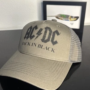 Baseballmütze Kappe AC/DC braun verstellbar Druckknopflasche neu kostenloser Versand A18 - Bild 1 von 4