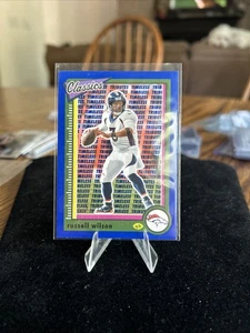 2022 Panini Classics - Russell Wilson #32 Timeless Tributes Light Blue /125 - Bild 1 von 3