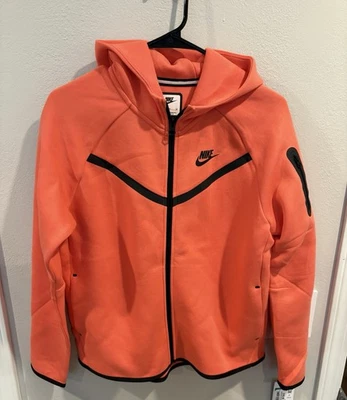 Nike Sportswear Tech Fleece Full-Zip Hoodie Boys Size XL 18/20 HV8695-814 NWT - Image 1 of 4