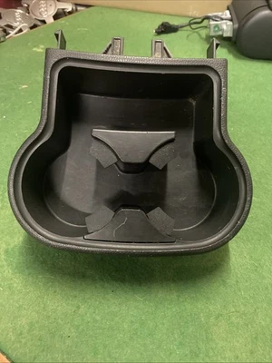 Pontiac Grand Prix 2004-2008 consola central trasera portavasos portavasos 10354983 Foto 1 de 4