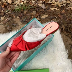 Kate Spade Faryn rosso slip on con volant mules taglia 7 - Foto 1 di 4