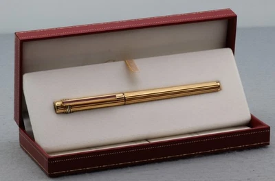 PLUMA ESTILOGRÁFICA MUST DE CARTIER SANTOS CHAPADA EN ORO NUEVA EN CAJA F Foto 1 de 4