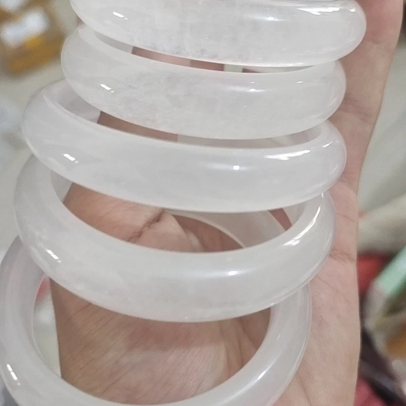 Certified natural quartzite jade glutinous bracelet flat bar fashion jewelry - Image 1 of 1