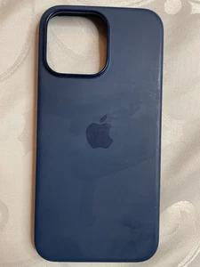 Original Apple Silikon Case mit MagSafe iPhone 15 Pro Sturmblau Blau MT1D3ZM/A - Bild 1 von 4