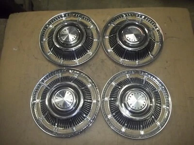 Tapacubos Pontiac Tempest cubierta de rueda tapacubos 1962 62 1963 63 15" OEM AB2 USADO Foto 1 de 4