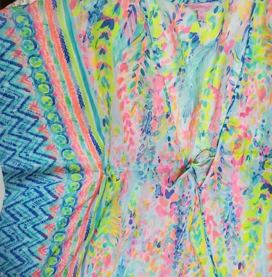 Lilly Pulitzer Gardenia Cover Up Catch the Wave Size Medium (04046C) - Image 1 of 4