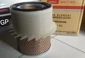Elemento purificador de aire genuino para Mitsubishi L200 1996-2007 MR239466 - Imagen 1 de 1