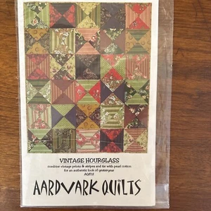 Aardvark Quilts - Vintage Sanduhr - zusammengesetztes Quiltmuster - Neu in Verpackung - Bild 1 von 3