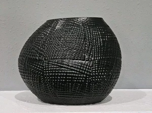 Vaso nero testurizzato forma ovale unica vetro arredamento casa Sagebrook 8" - Foto 1 di 7
