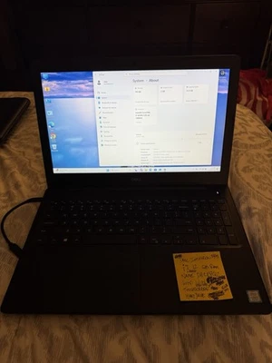 DELL INSPIRON 3593 | INTEL CORE i7 1.80GHZ | 120GB SSD | 12GB RAM | WIN 11 Pro Foto 1 de 4