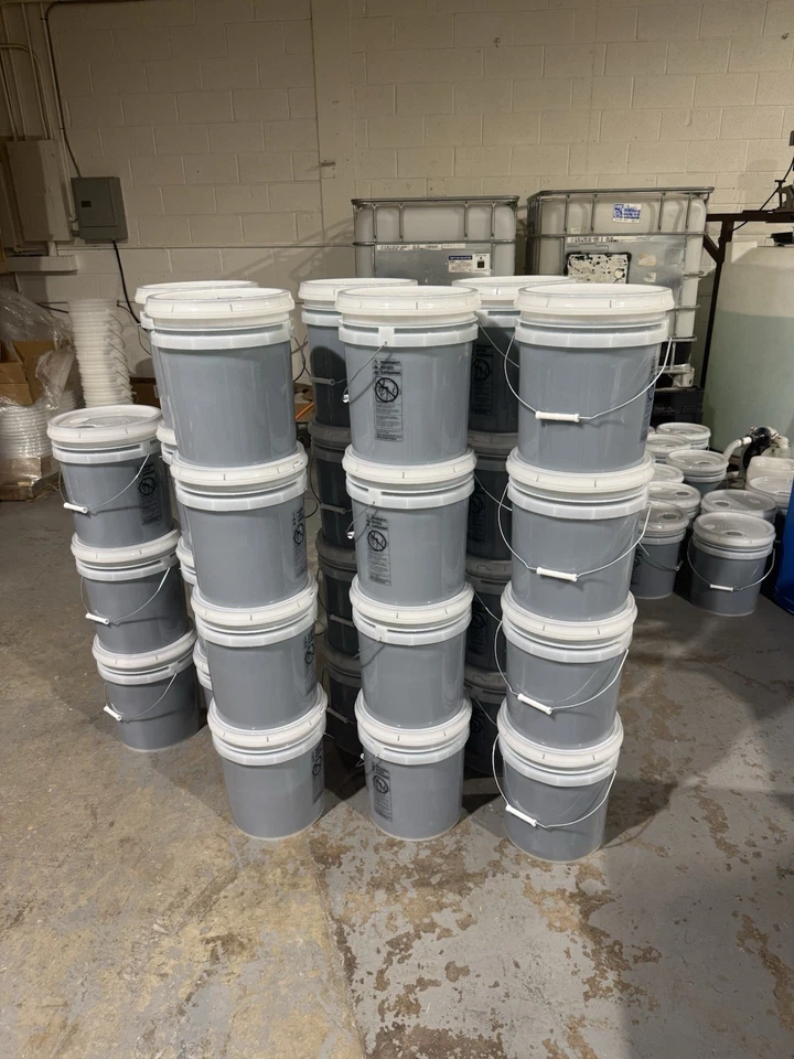 Detergente para lavandería Foto 1 de 2