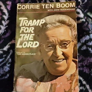 🔥1974 TRAMP FOR THE LORD by CORRIE TEN BOOM PAPERBACK BOOK🔥 - Picture 1 of 4