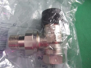 Oventrop Thermostatic Radiator Valve 1181004 M30 x 1.5 DN15 Angle Series A - Picture 1 of 2