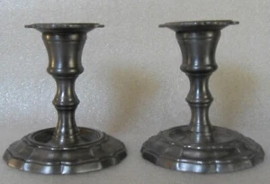 2 italienische Brescia Peltro Etain Zinn Kegel Kerzenhalter 3,5" T - Bild 1 von 9