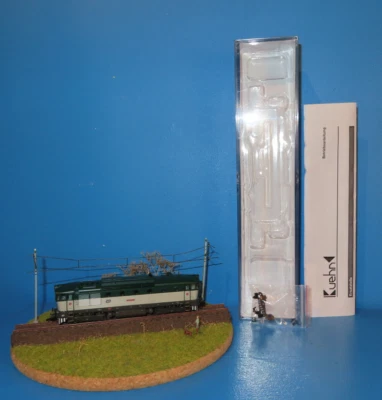 Kuehn TT 33310 Diesel-Lok Class 750 160-4 -TAUCHERBRILLE  -der CD   in OVP #7738 - Bild 1 von 4