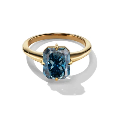 18K Yellow Gold Wedding Ring Fancy Vivid Diamond Radiant 3.90 Ct IGI Lab Grown  - Image 1 of 4