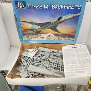 Italeri TU-22M "Backfire" Model Kit 1/72 - Picture 1 of 1