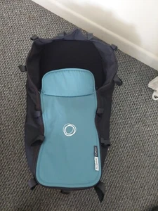 Bugaboo Buffalo Carrycot / Bassinet - Black With Petrol Blue Apron - Picture 1 of 6