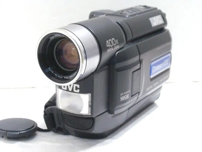 JVC GR-AXM230 AXM230U Compact VHS  VHSC Camcorder - Image 1 of 4