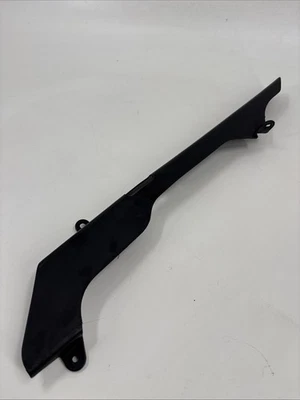 Yamaha R6 1999-2002 5EB YZF-R6 Chain Guard    #D34 — 第 1/4 张图片