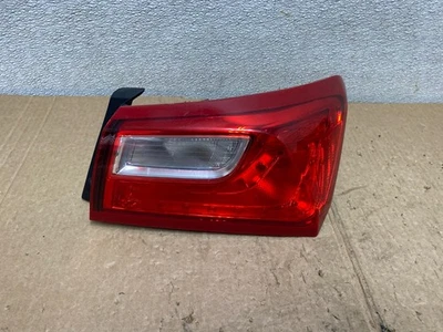Chevrolet Malibu 2016-2019 pasajero derecho luz trasera derecha fabricante de equipos originales v3081 DG Foto 1 de 4