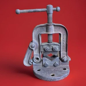 VINTAGE DUNLAP No. 00-H PIPE VISE 1/8" - 1 1/4" BENCH TOP MOUNT Vertical Tool - Picture 1 of 4