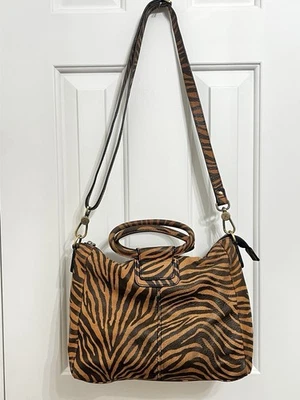 Bolso Bandolera Hobo International Mediano Sheila Correa Desmontable ~ Cebra Foto 1 de 4