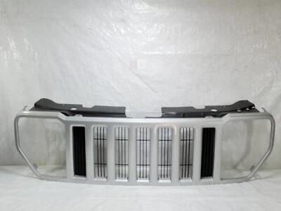 2008-2012 Jeep Liberty Front Bumper Grille Silver OEM 5KH10TRMAB Foto 1 de 4