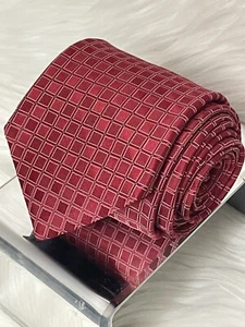 Cremieux Collection Mens Necktie 100% Silk Handmade USA Red Boxes Squares - Bild 1 von 9