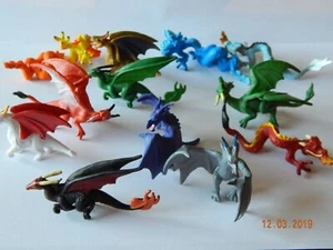 Spielzeug DRACHEN Figuren! RÖHRE! enthält 10 Plastik Fabelwesen! Geschenk! - Bild 1 von 7