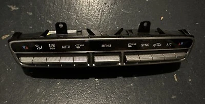 Mercedes-Benz C450 2016 AMG calefacción aire acondicionado control de clima temperatura fabricante original HM712 Foto 1 de 4