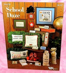 T&N Designs Escuela Daze Punto de Cruz Gráfico Folleto Libro VII Educación Docente - Imagen 1 de 2