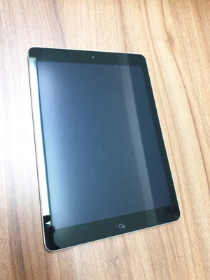 Apple iPad Air 1st Generation 16GB Wi-Fi Silver Grey - Image 1 of 4