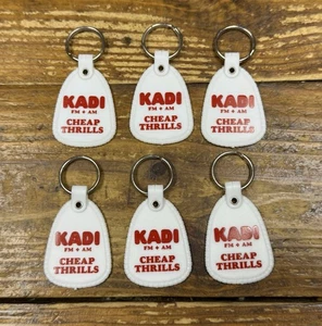 (6) Vintage KADI Promo Radiosender Schlüsselanhänger Anhänger KSHE St. Louis Rock - Bild 1 von 2