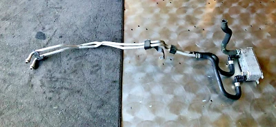 Enfriador de aceite de transmisión automática con líneas - Land Rover Range Rover 2013-2022 OEM Foto 1 de 4