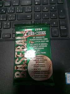 1994 Opee-chee Baseball Card Pack - Picture 1 of 1