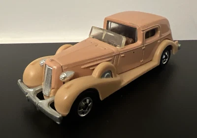 Mattel Hot Wheels BW Hong Kong 1982 Mainline '35 Classic Caddy #3252 beige/marrón Foto 1 de 4