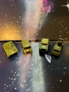 Micro Machines FUNRISE USMC carro armato esercito vintage militare 1989 W17 - Foto 1 di 5