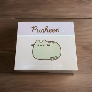 Andrews McMeel Publishing, Pusheen 2025 Desk Calendar - Picture 1 of 2