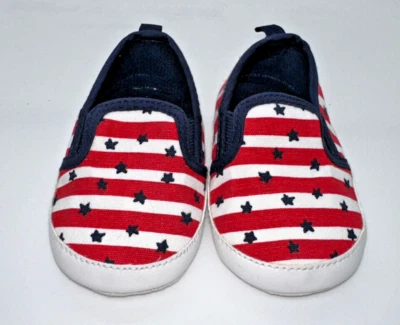 Sapatos de bebê Old Navy bandeira de 6 a 12 meses 4 de julho estrelas vermelho branco azul bom estado - Imagem 1 de 4