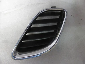 GENUINE SAAB 9-5 N/S PASSENGER SIDE LEFT UPPER FRONT BUMPER GRILLE 2004 TO 2006 - Picture 1 of 2