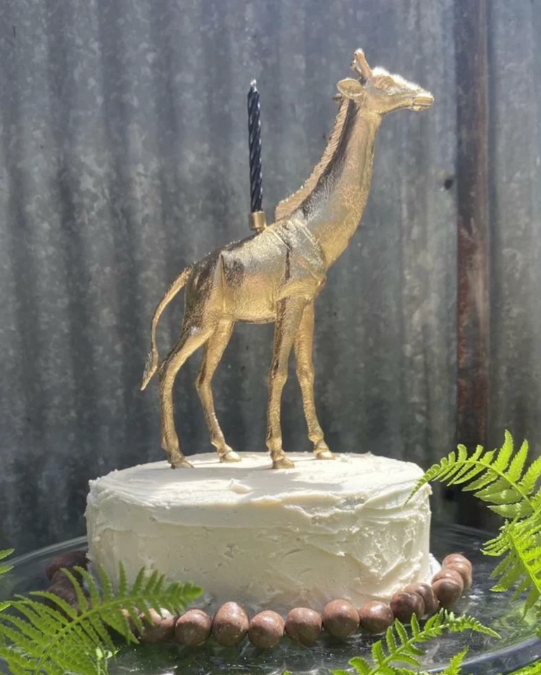 Topper de pastel de jirafa con vela, 7 pulgadas de altura, decoración de fiesta infantil, PLATEADO u DORADO Foto 1 de 2